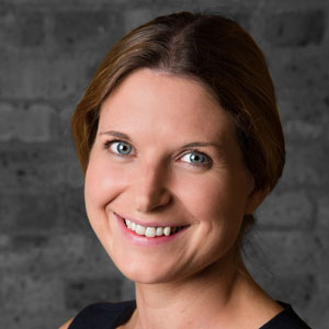Claire Skinner